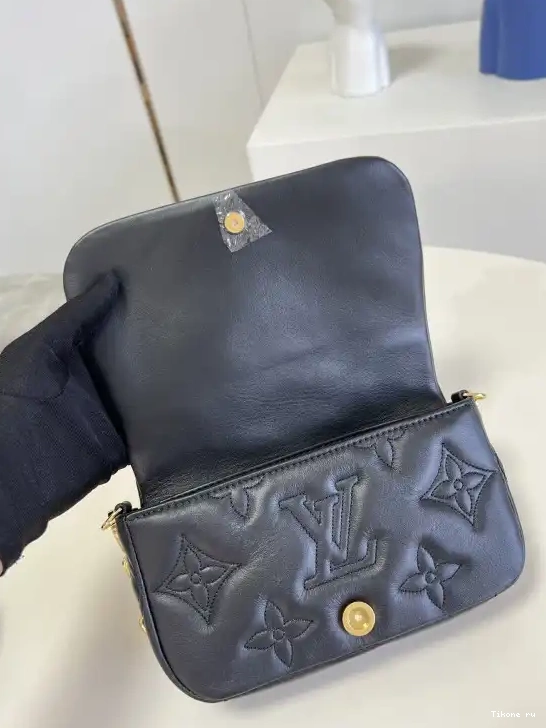 Affordable LOUIS BUBBLEGRAM WALLET ON VUITTON STRAP 0515